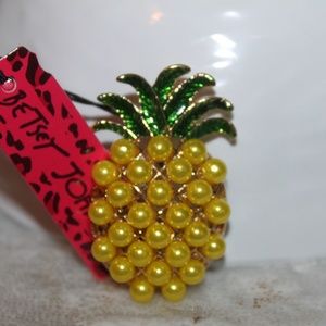 Nwt: Fruit: Yellow Pearl Pineapple Brooch